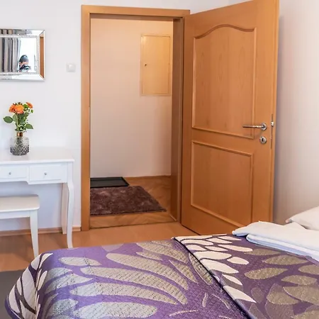 Apartment Volksgarten