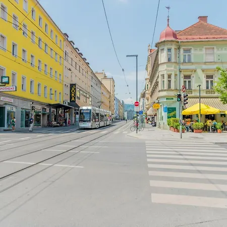 Volksgarten Apartman Graz
